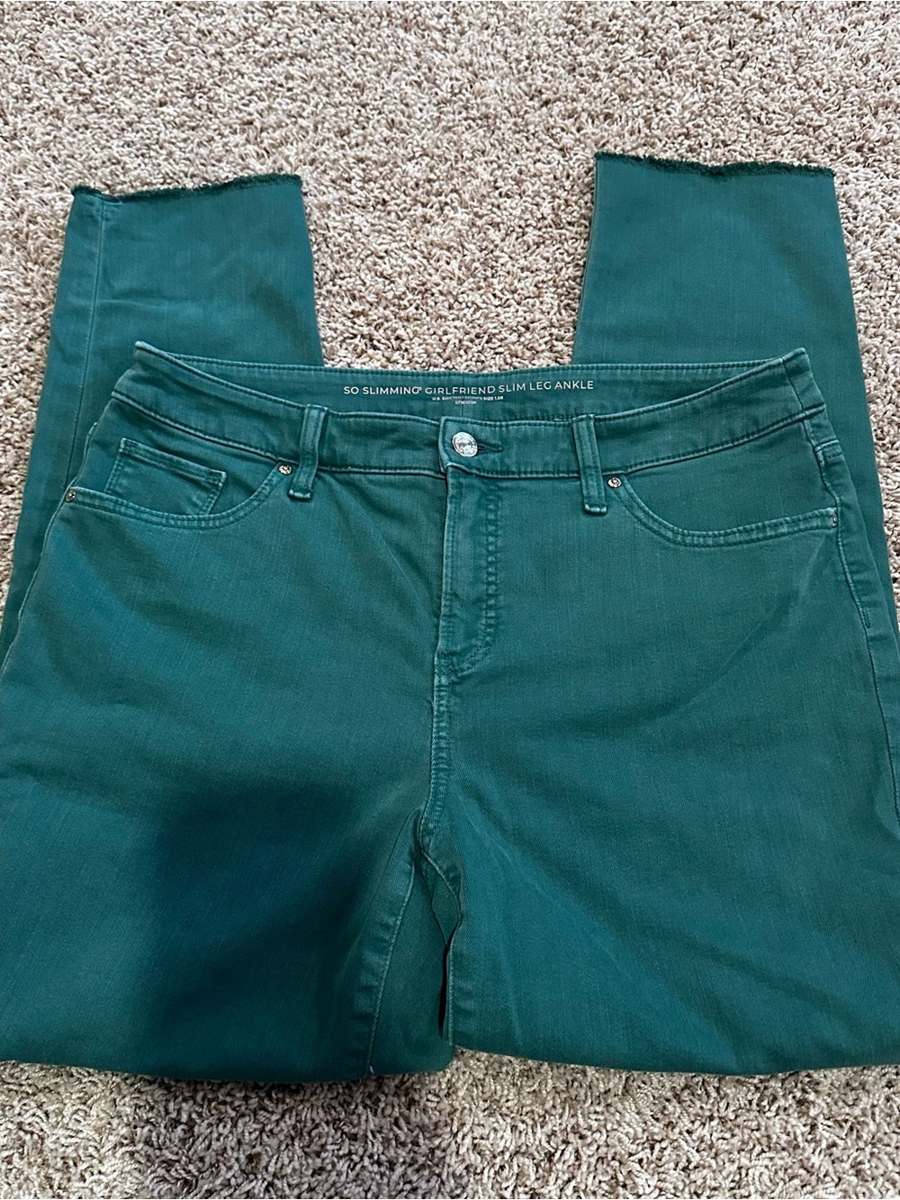 Chico's Green Girlfriend So Slimming Ankle Jeans